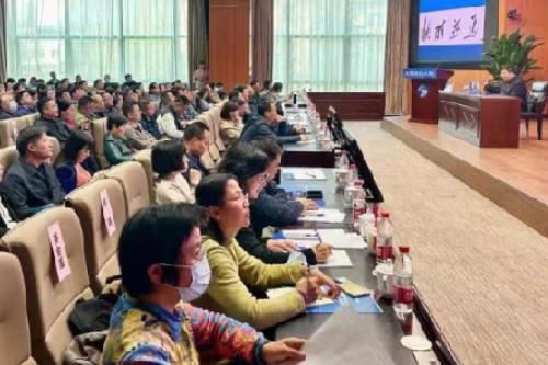 湖北省武汉科技工作者融合赋能大讲堂走进企业