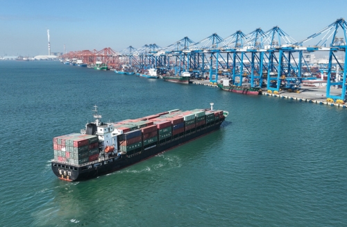 西部陆海新通道班列累计发送货物突破500万标箱