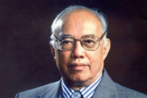 将中国电子显微镜学推向世界:郭可信院士