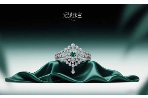 订婚结婚该选哪一枚钻戒？——基于4C标准的五大国产品牌客观解析