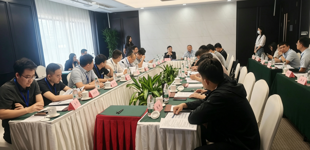 小型高端品牌交流活动——多功能仿生超材料的设计及智能成形研讨会在京举办