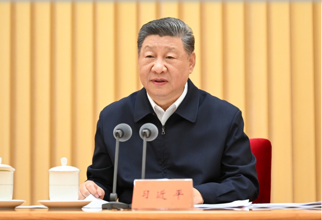 习近平出席全国卫生与健康大会并发表重要讲话